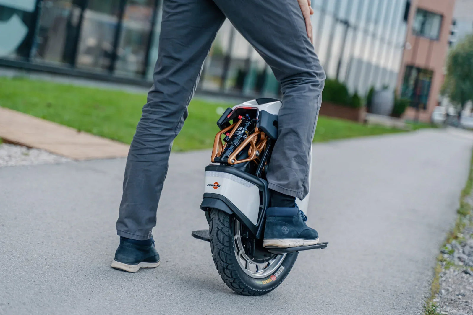 Kingsong S18: Still One of the Best EUCs in 2025